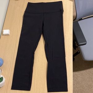 Lululemon Cropped Black Leggings